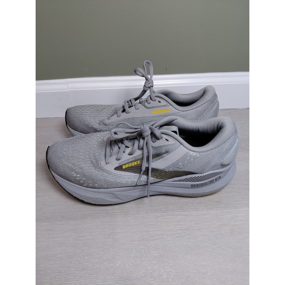 Size 9.5D- Brooks Adrenaline GTS 24 Alloy Gold Fusion Men's Sneakers